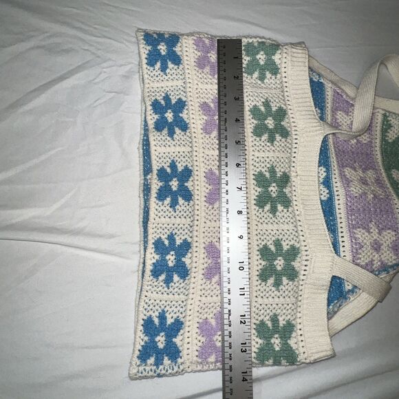 American Eagle Floral High Neck Sweater Tank Top Crocheted Size Small - Picture 6 of 6